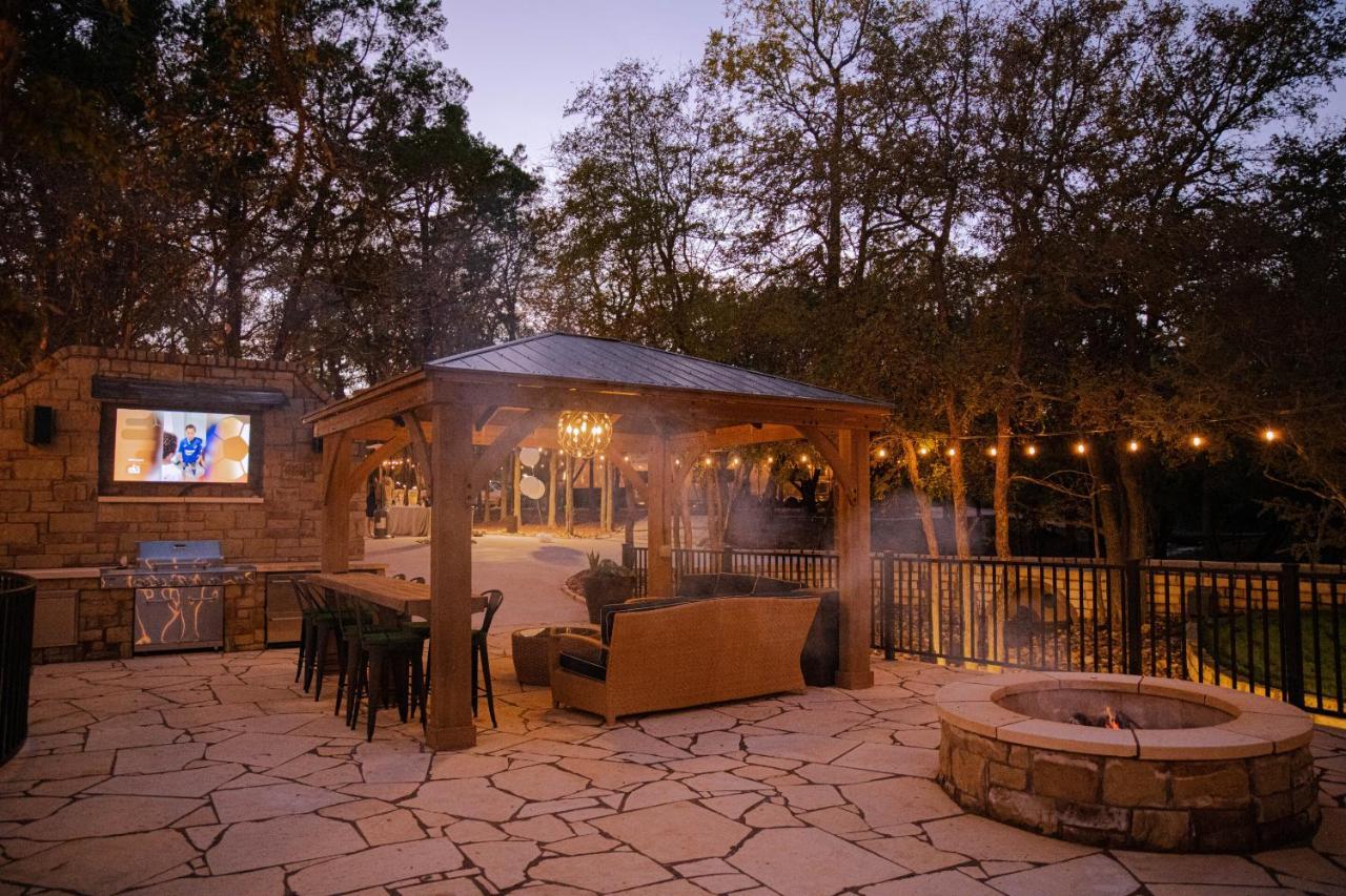 7744 Ranch Glamping Resort Austin Ngoại thất bức ảnh