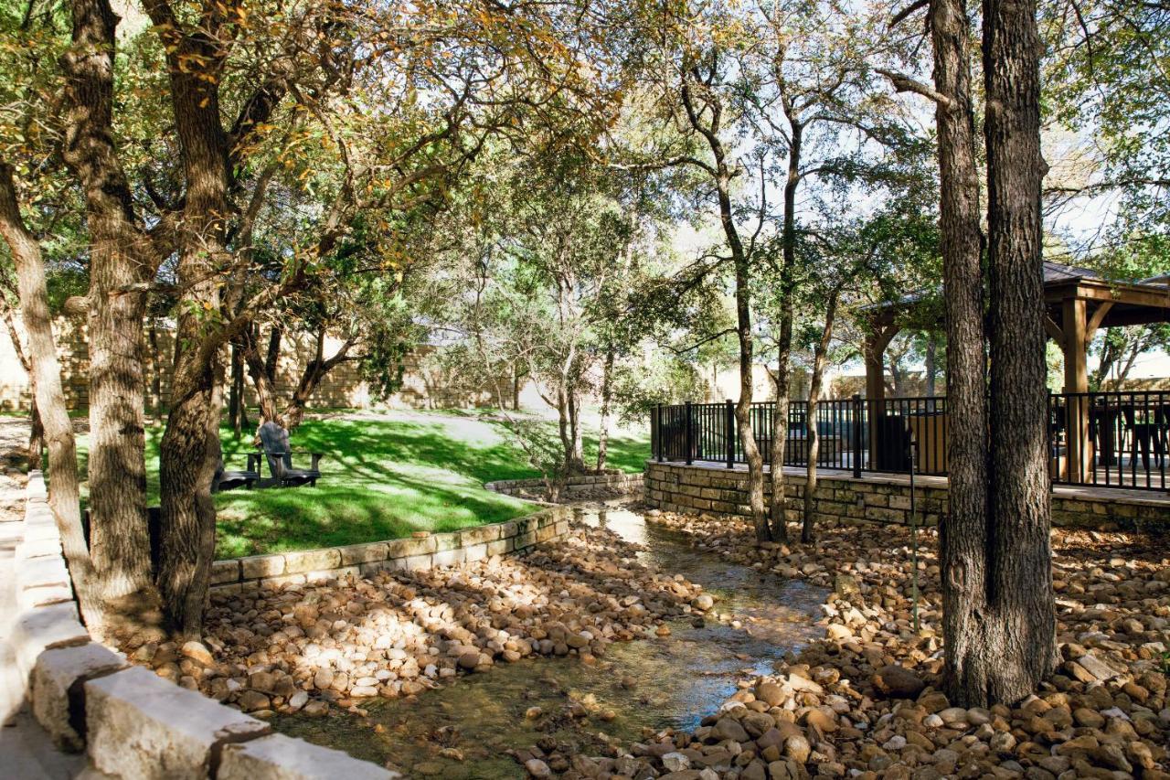 7744 Ranch Glamping Resort Austin Ngoại thất bức ảnh
