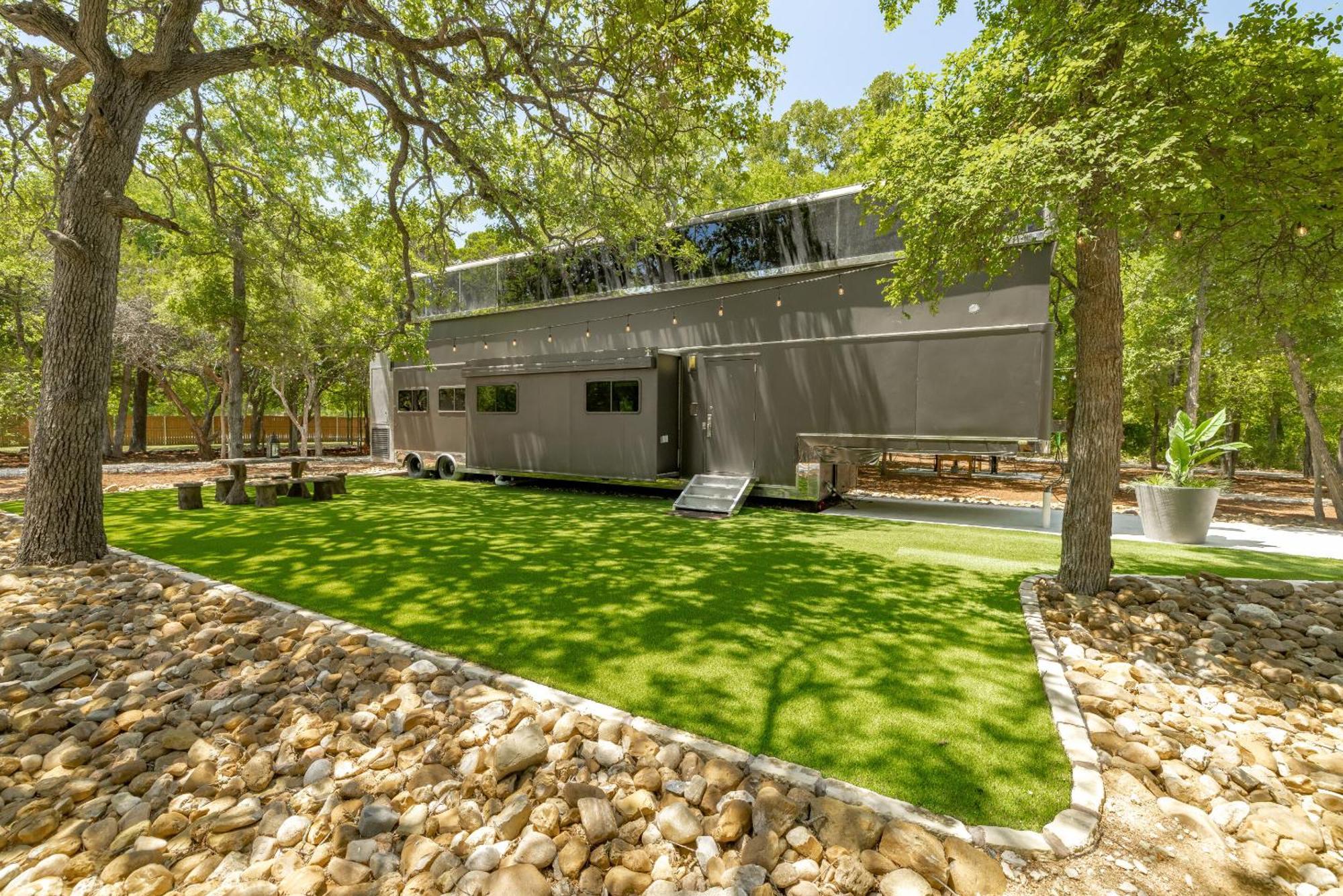 7744 Ranch Glamping Resort Austin Phòng bức ảnh